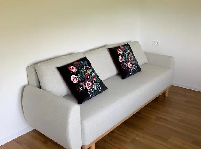 Bandaron アパート コバリード